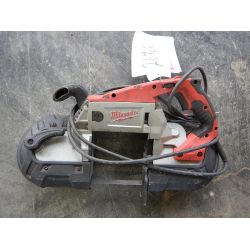 MILWAUKEE DEEP CUT PORTABLE BAND SAW Tool