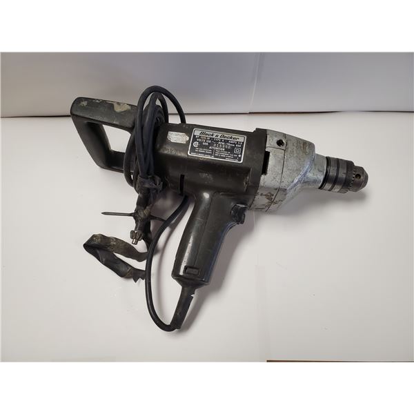 BLACK AND DECKER HEAVY DUTY REVERSIBLE DRILL