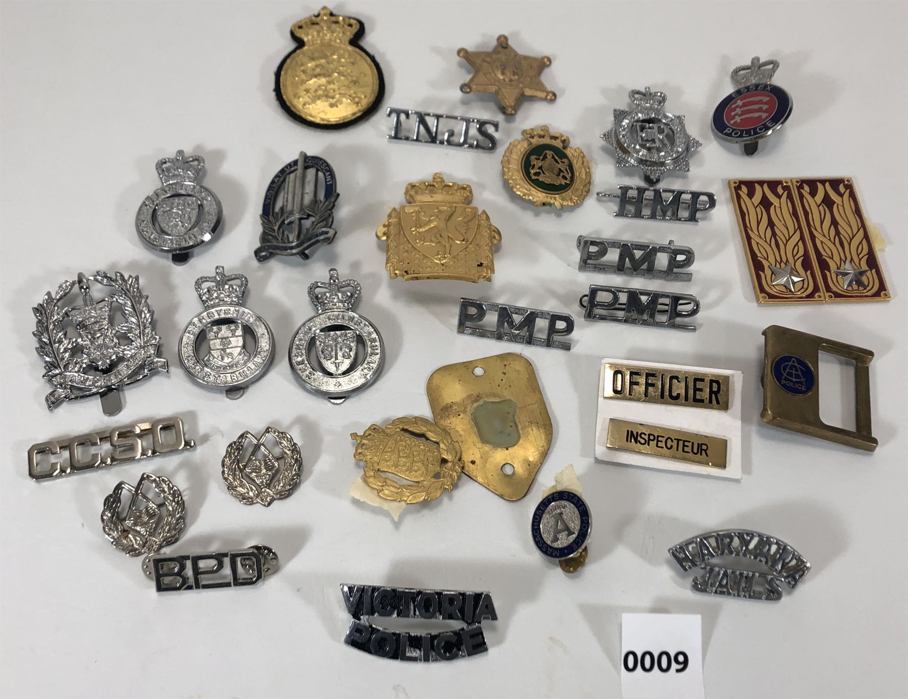 JOB LOT - POLICE & CORRECTIONS BADGES - Kidd Family Auctions