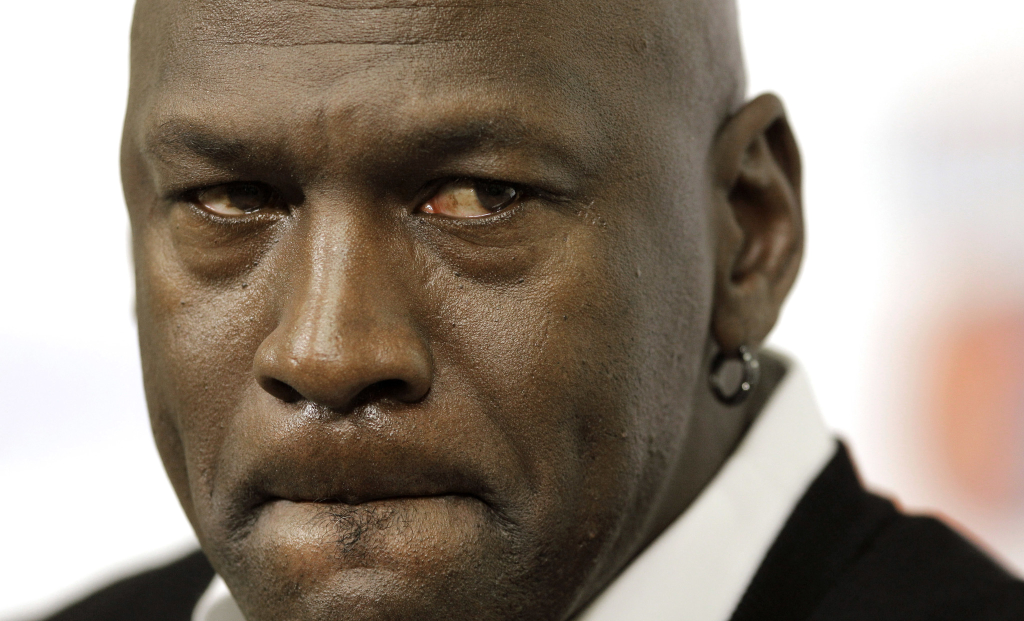 Michael Jordan crushes teenagers hopes with anti-GOAT behavior