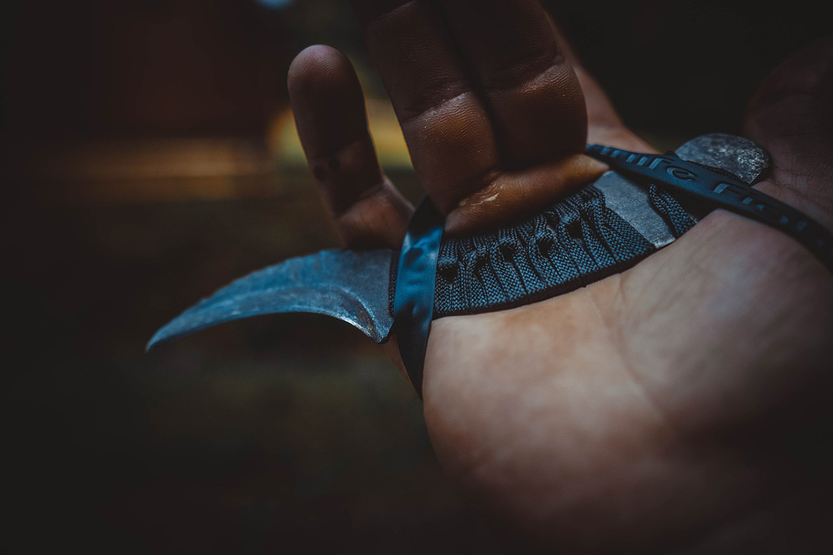 karambit knife