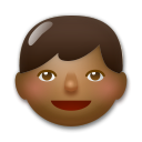 Cómo se ve el emoji Niño: tono de piel oscuro medio en Lg.