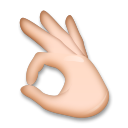 Cómo se ve el emoji Señal de aprobación con la mano: tono de piel claro medio en Lg.