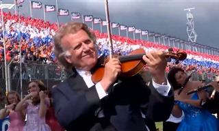 André Rieu Surprises with a Racetrack Musical Performance