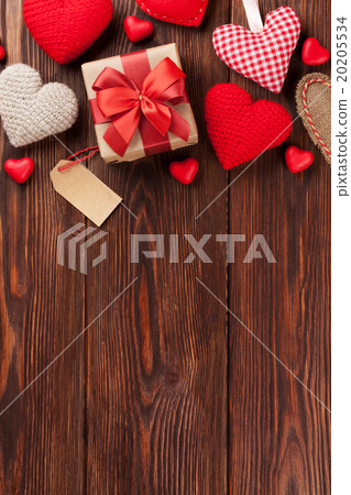 Valentines day background with hearts 20205534