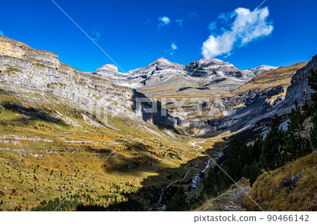 Autumn view of beautiful nature in Ordesa and Monte Perdido NP, Pyrenees, Aragon in Spain. 90466142