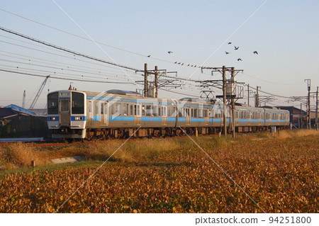 Kagoshima Main Line 415 series going through the soybean fields of Miyama City (Hakata ⇔ Omuta) 94251800