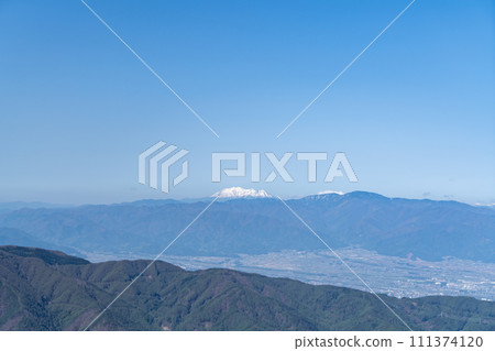 Distant view of Mt. Ontake from Ogatou 111374120