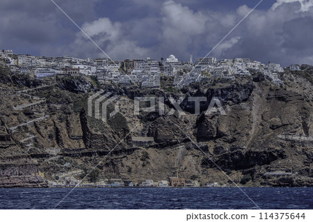 Greece, Santorini, view of Fira from the sea 114375644