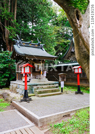 Komagata Shrine's mountain shrine (vertical) 118419156