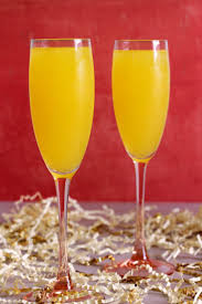 Mimosas are supremely simple bubbly cocktails made with sparkling wine and orange juice. Mimosa Drink Recipe Mix That Drink