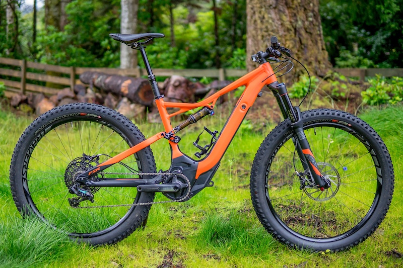 2017 Specialized Turbo Levo FSR Expert 6fattie For Sale