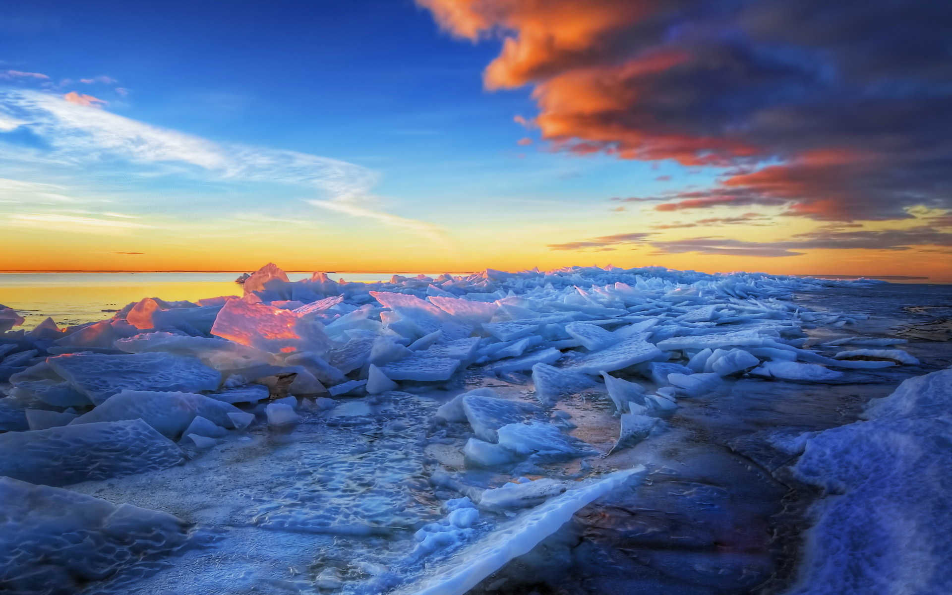 HDR Frozen Beach Wallpaper