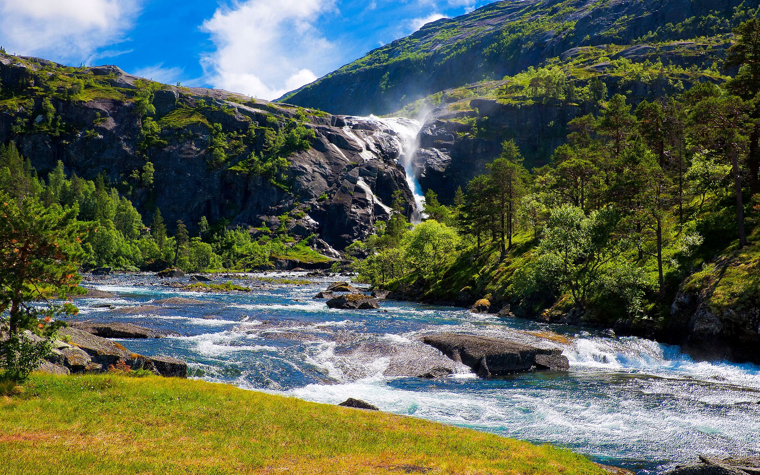 River in Mountains