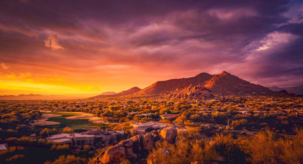 Sonnenuntergang über der Wüste bei Scottsdale Arizona