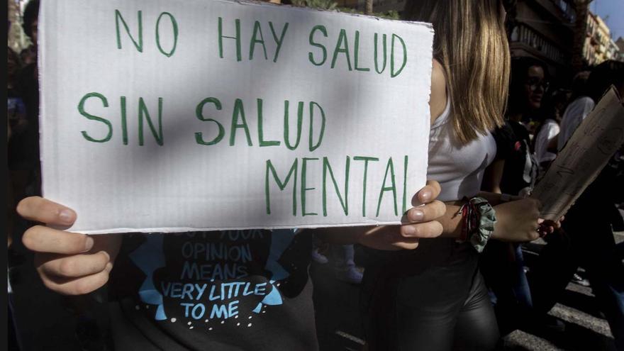 La mayoría de los ingresos en los hospitales por intentos de suicidio son de menores de 18 años