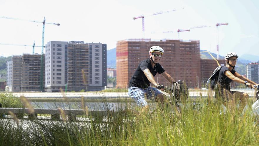 El euríbor alcanza la barrera del 2,5% en noviembre y firma su mayor caída interanual en 15 años