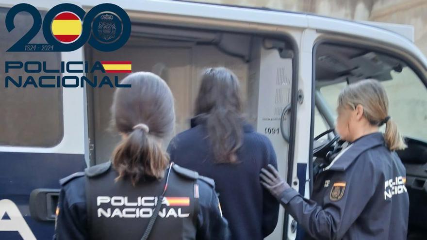 Detenido tras escalar el balcón de la vivienda de su pareja en Ibiza a la que agredió, robó y estafó