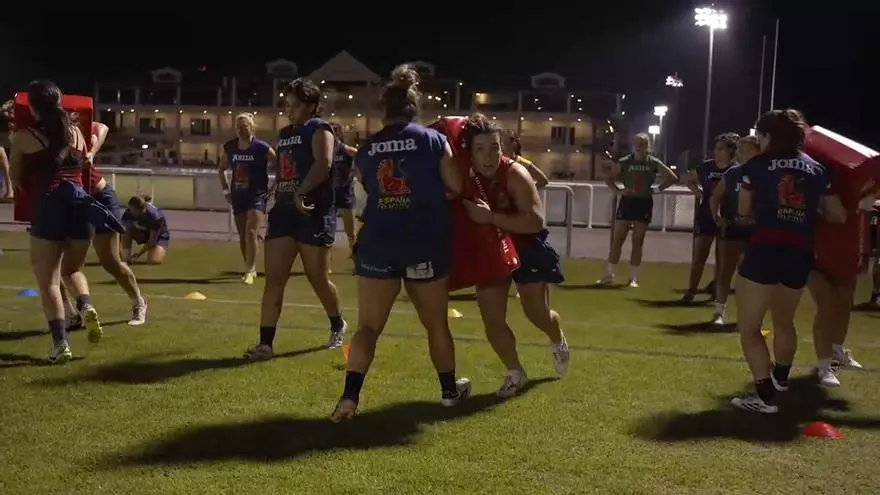 Las 'Leonas' buscan este sábado ante Fiyi su billete para el Mundial