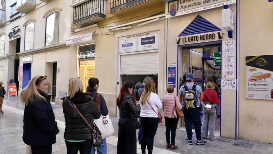 La intención de comprar una vivienda con el Gordo se dispara: un 30% de los españoles gastaría el premio de la Lotería de Navidad en una casa