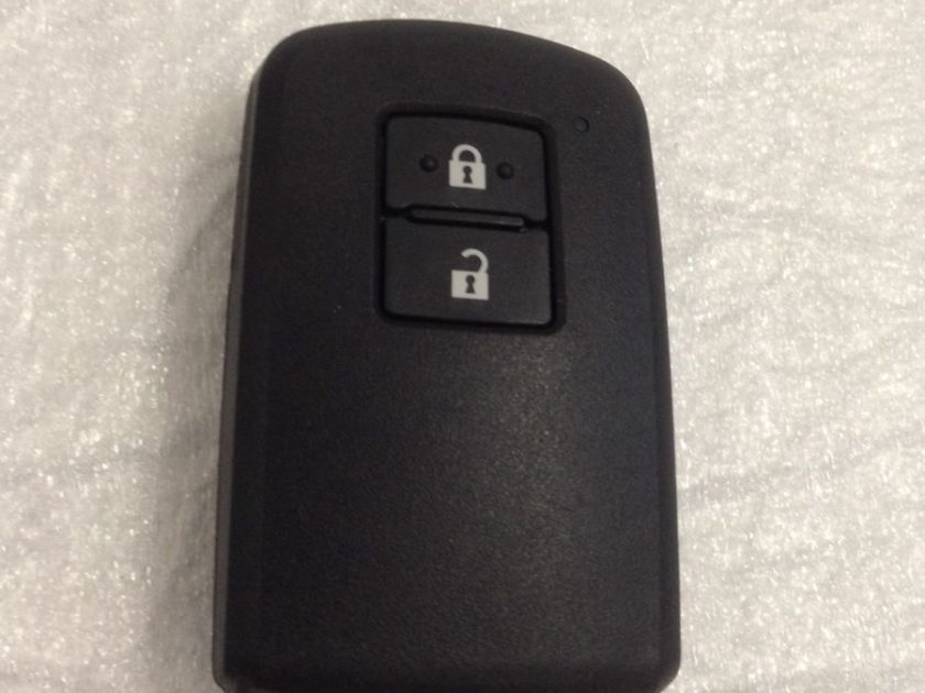 Remote Toyota BA7EQ 2-BUTTON Auris 12+ Yaris Avensis