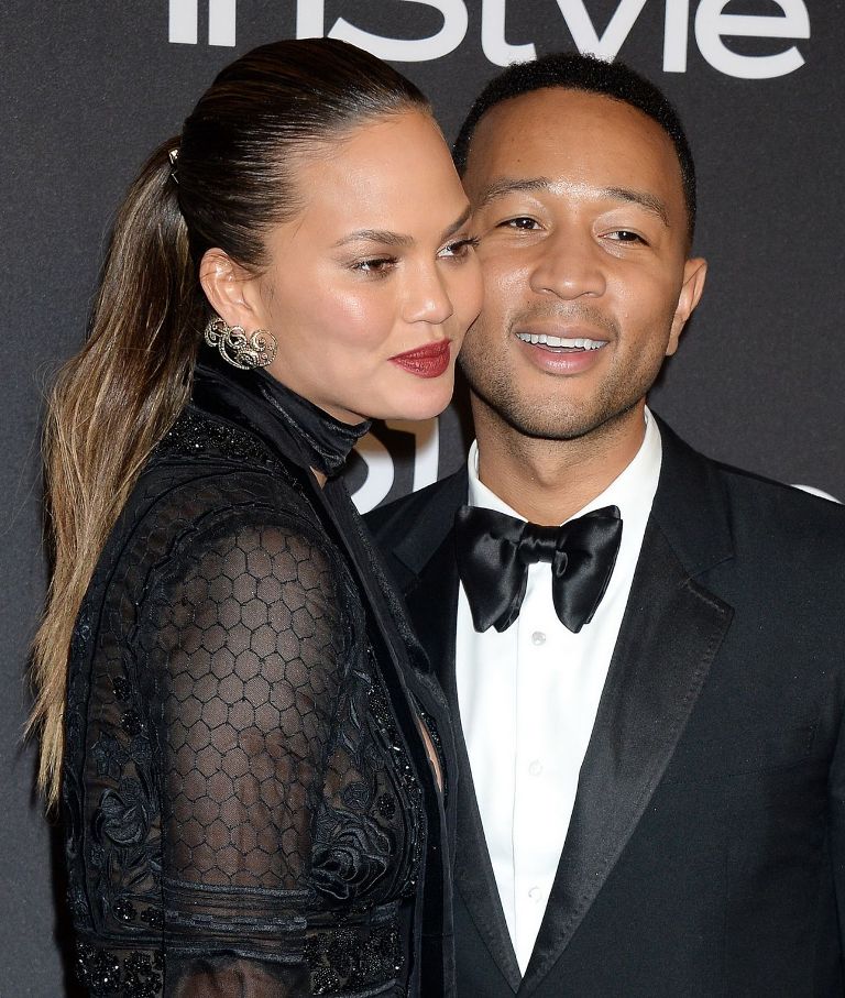 chrissy-teigen-instyle-and-warner-bros-golden-globes-after-party-1-8-2017-4