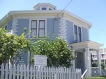 Octagon House