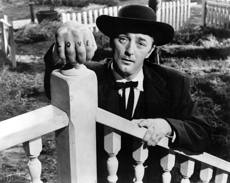 ROBERT MITCHUM, THE NIGHT OF THE HUNTER, 1955