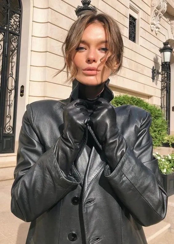 How To Wear Leather Gloves To Look Trendy 2023