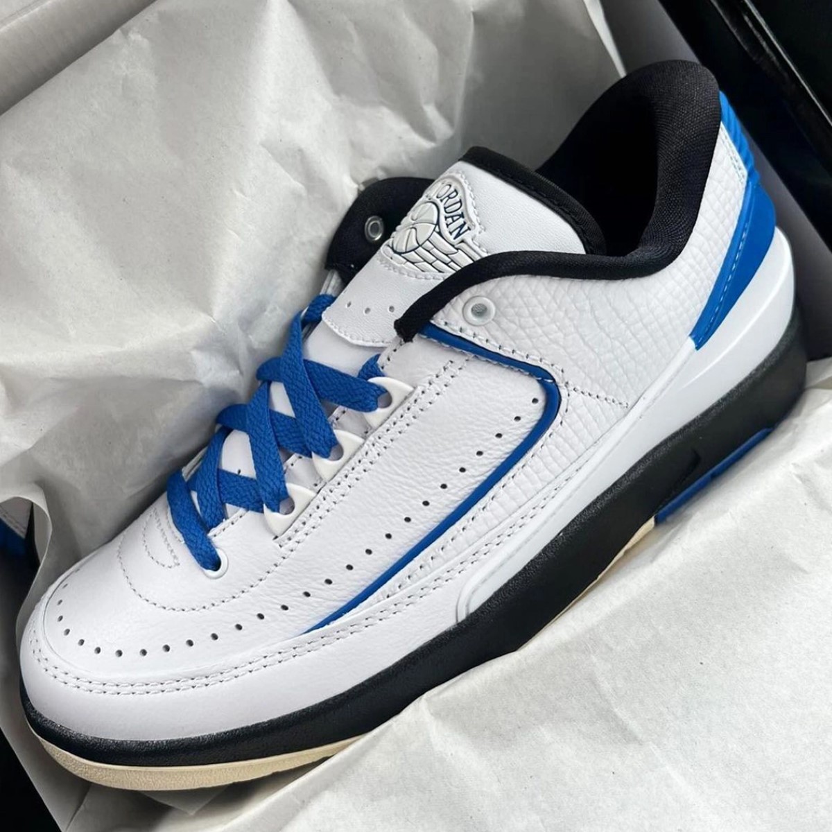 Women's Air Jordan 2 Low ''Varsity Royal'' set to drop on August 10th