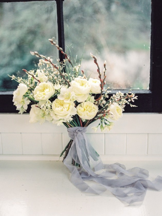 20 Stunning Bouquets for Your Winter Wedding