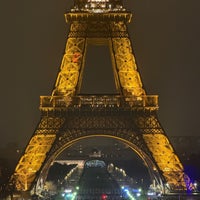 รูปภาพถ่ายที่ Place du Trocadéro โดย Bassel K. เมื่อ 12/14/2024