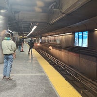 1/22/2024 tarihinde Kit K.ziyaretçi tarafından MBTA Harvard Station'de çekilen fotoğraf