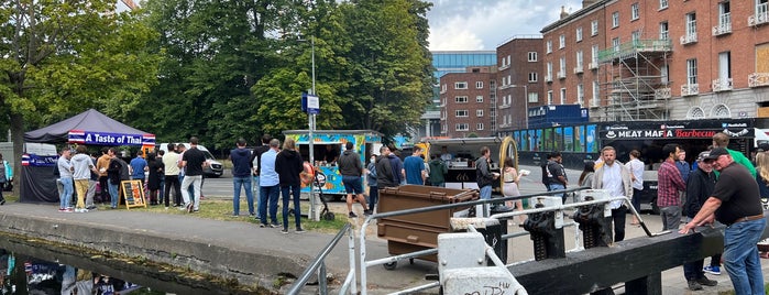 Mespil Gourmet Food Market is one of Outdoors.