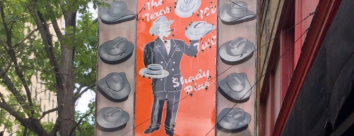 Peter's Bros. Hats is one of Texas Vintage Signs.