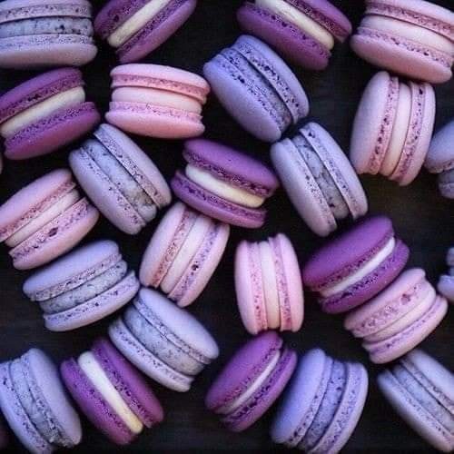 pink, gourmand and macarons