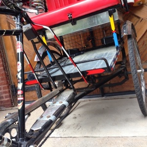 2010 KW of India Pedicab or Rickshaw  Black and Red