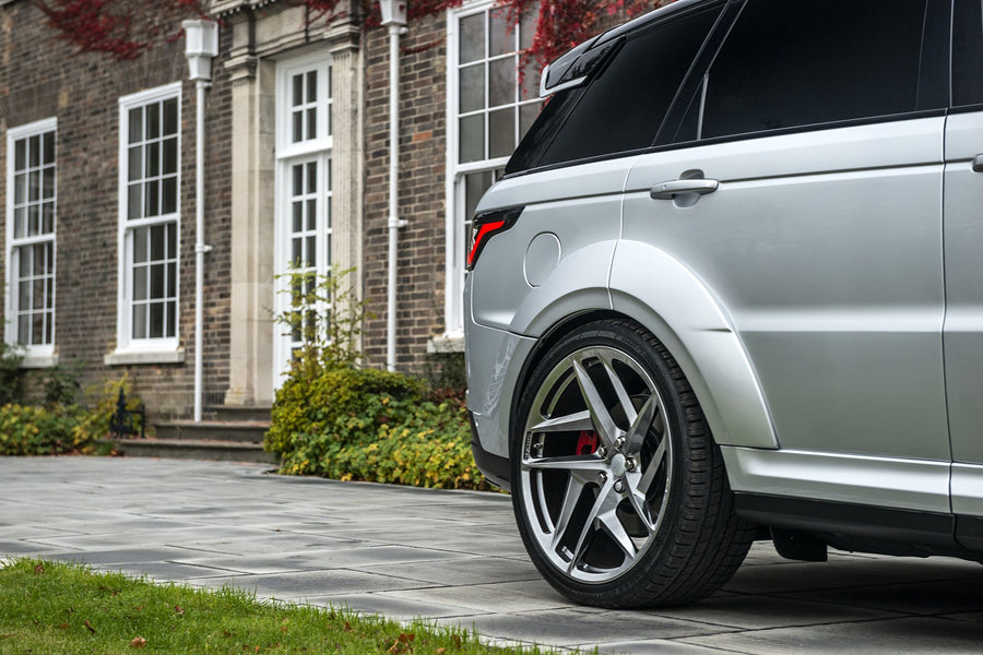 Check our price and buy Kahn Design carbon fiber body kit set for Land Rover Range Rover Sport SVR