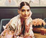 Sonam Kapoor gives out tips on how to look good 'without even trying'