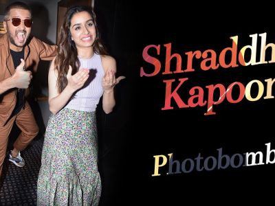 Shraddha Kapoor photobombed by Riteish Deshmukh