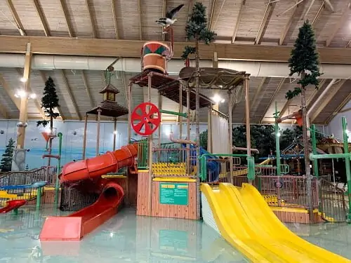 great wolf lodge indoor water park.