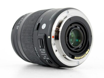 Sigma 18-200mm f/3.5-6.3 OS HSM DC 'C' Contemporary Canon EF-S Fit Lens - Image 3