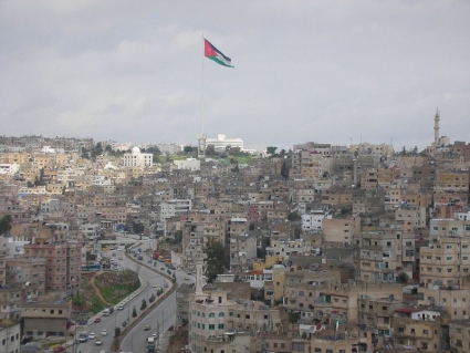 425px-World's_biggest_flagpolejordanamman