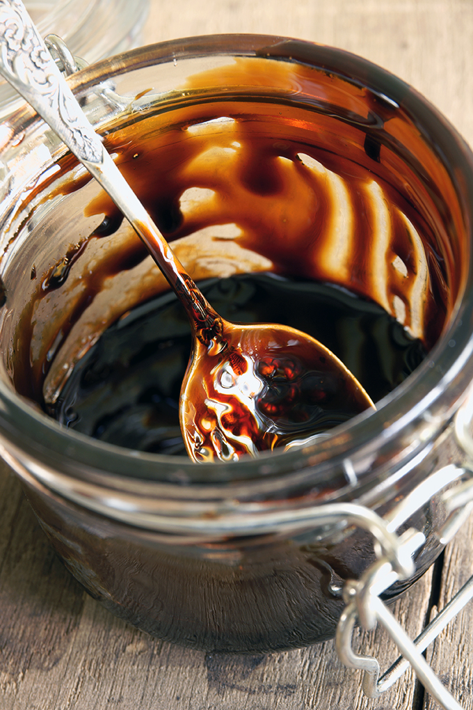 The dark history behind molasses is no reason to eschew this versatile and flavorful sweetener now on Foodal: https://foodal.com/knowledge/baking/why-try-molasses/