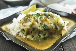 Juicy 4-Ingredient Salsa Verde Chicken Bake