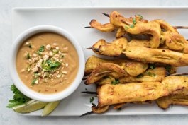 Thai Chicken Satays with Peanut Sauce