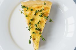 Bacon and Cheddar Quiche