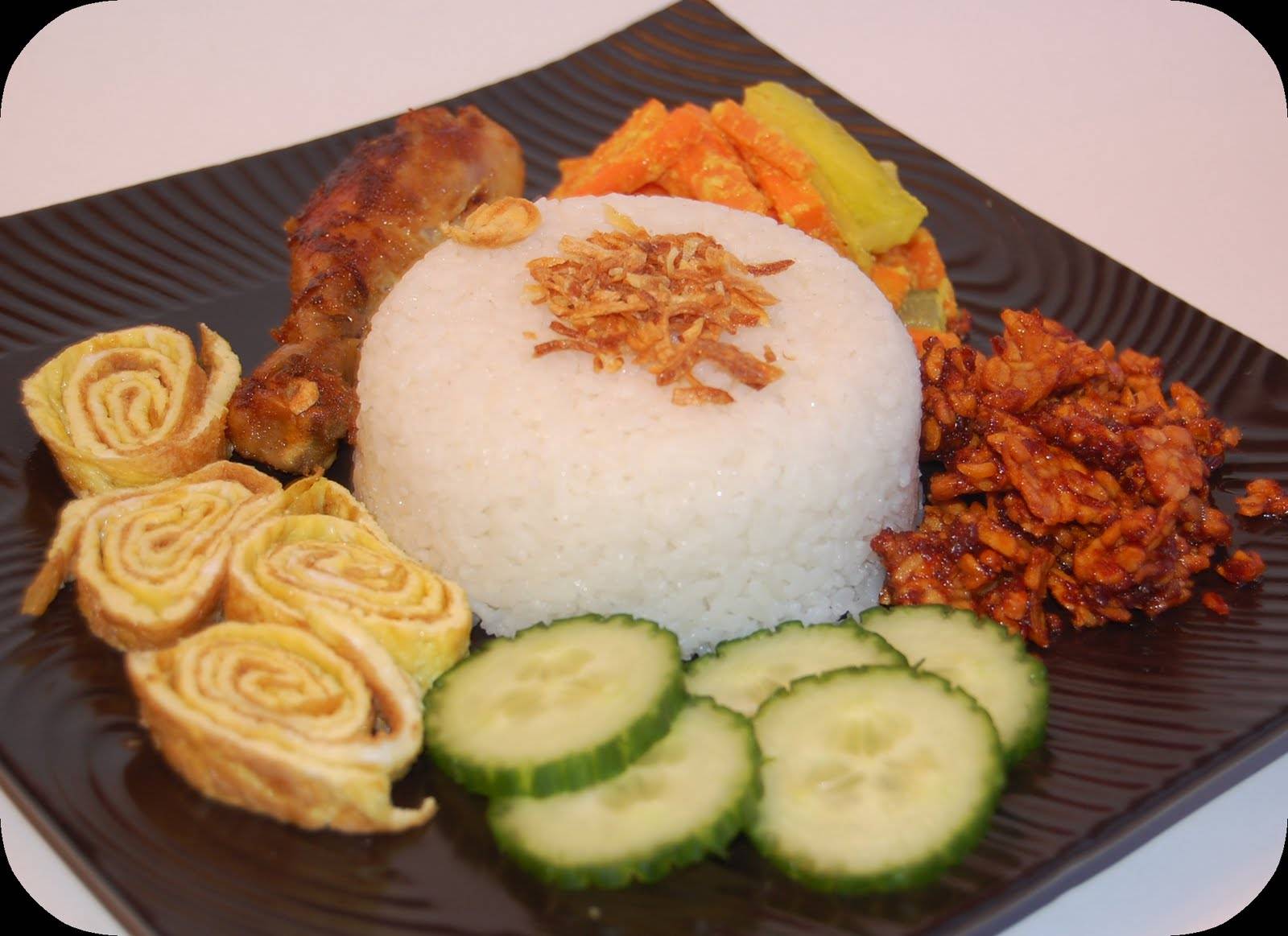 What to eat in Indonesia? Best indonesian food list