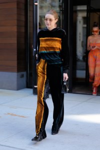 Model Gigi Hadid, wearing Paul & Joe shirt and pants, Gucci loafers, Stalvey purse and Vogue eyewear sunglasses, leaves her apartment in New York City, New York.Pictured: Gigi HadidRef: SPL1522250 200617 Picture by: Christopher Peterson/Splash NewsSplash News and PicturesLos Angeles: 310-821-2666New York: 212-619-2666London: 870-934-2666photodesk@splashnews.com