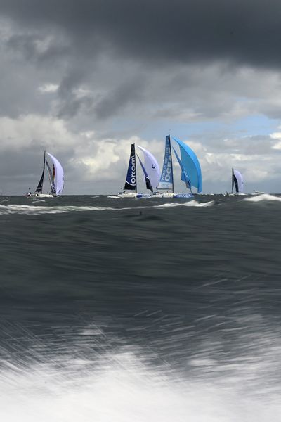 Départ de la 54ᵉ édition de la solitaire du Figaro à Ouistreham en Normandie.